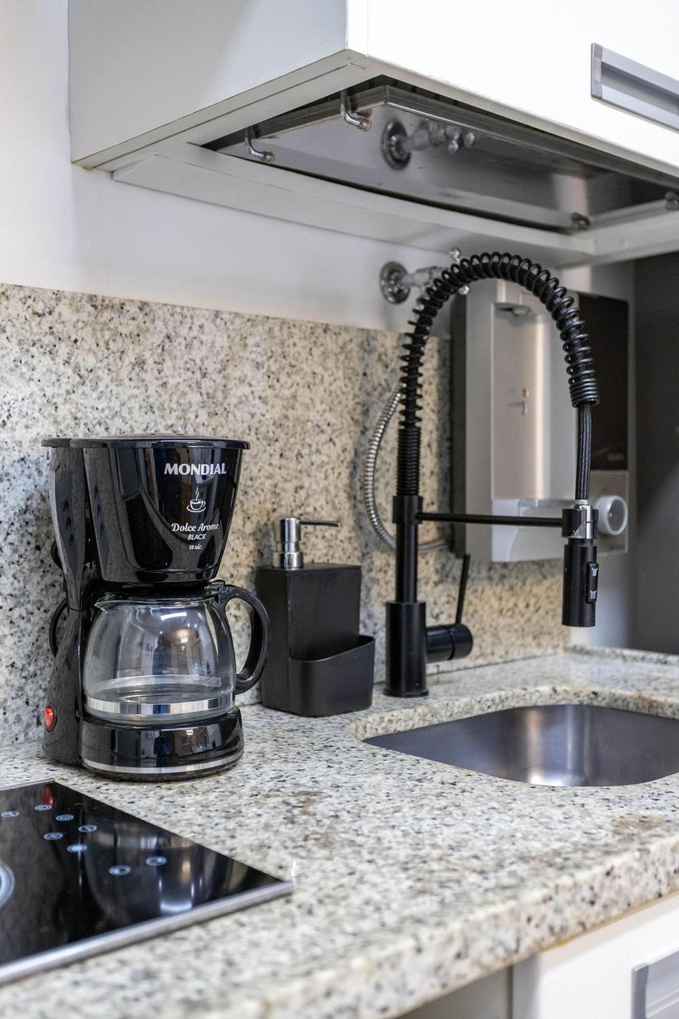 Apt Charmoso Completo Com Ar Condicionado No Leblon Rio de Janeiro Exterior foto